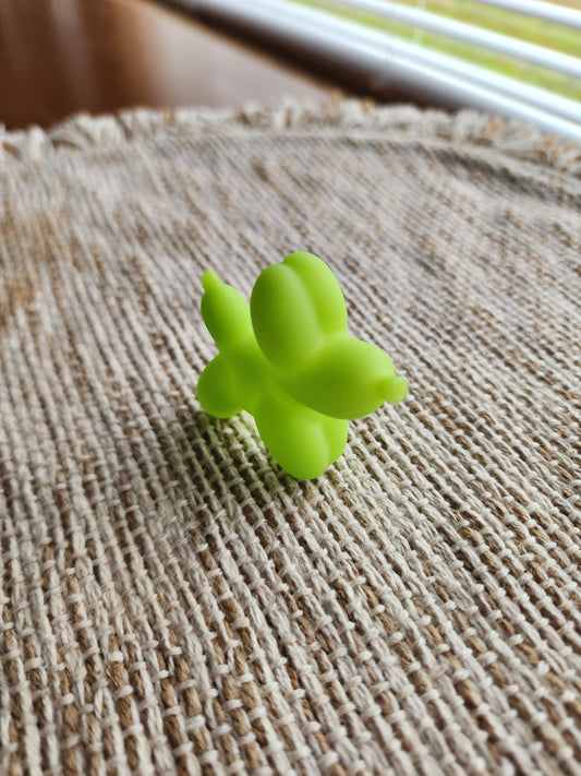 Green Ballon Dog Rubber Figure | Cute Novelty Gift | Balloon Dog Lover | Gift for Friend | Office Desk Toy | Cute Gift | Individual Item