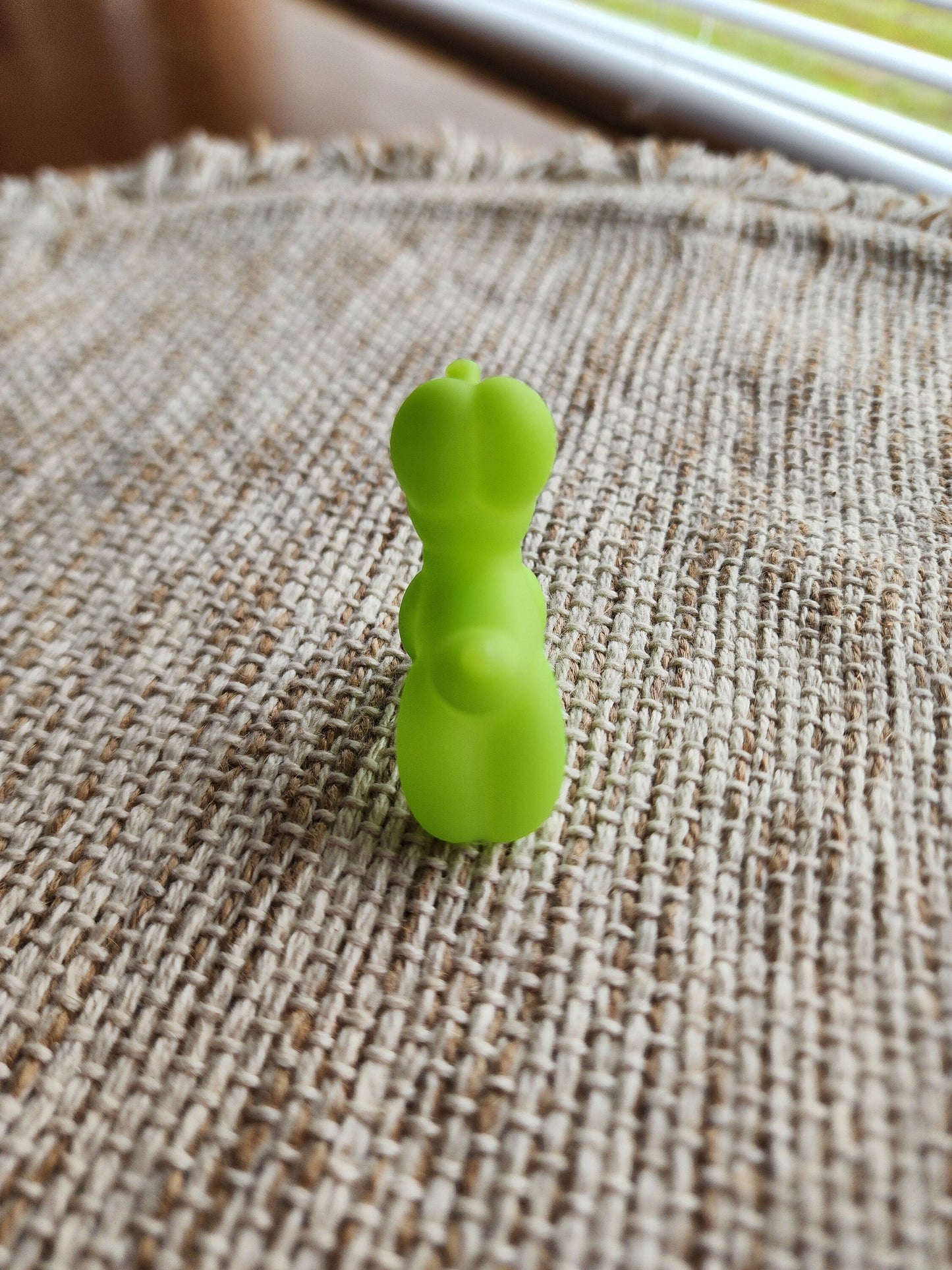 Green Ballon Dog Rubber Figure | Cute Novelty Gift | Balloon Dog Lover | Gift for Friend | Office Desk Toy | Cute Gift | Individual Item