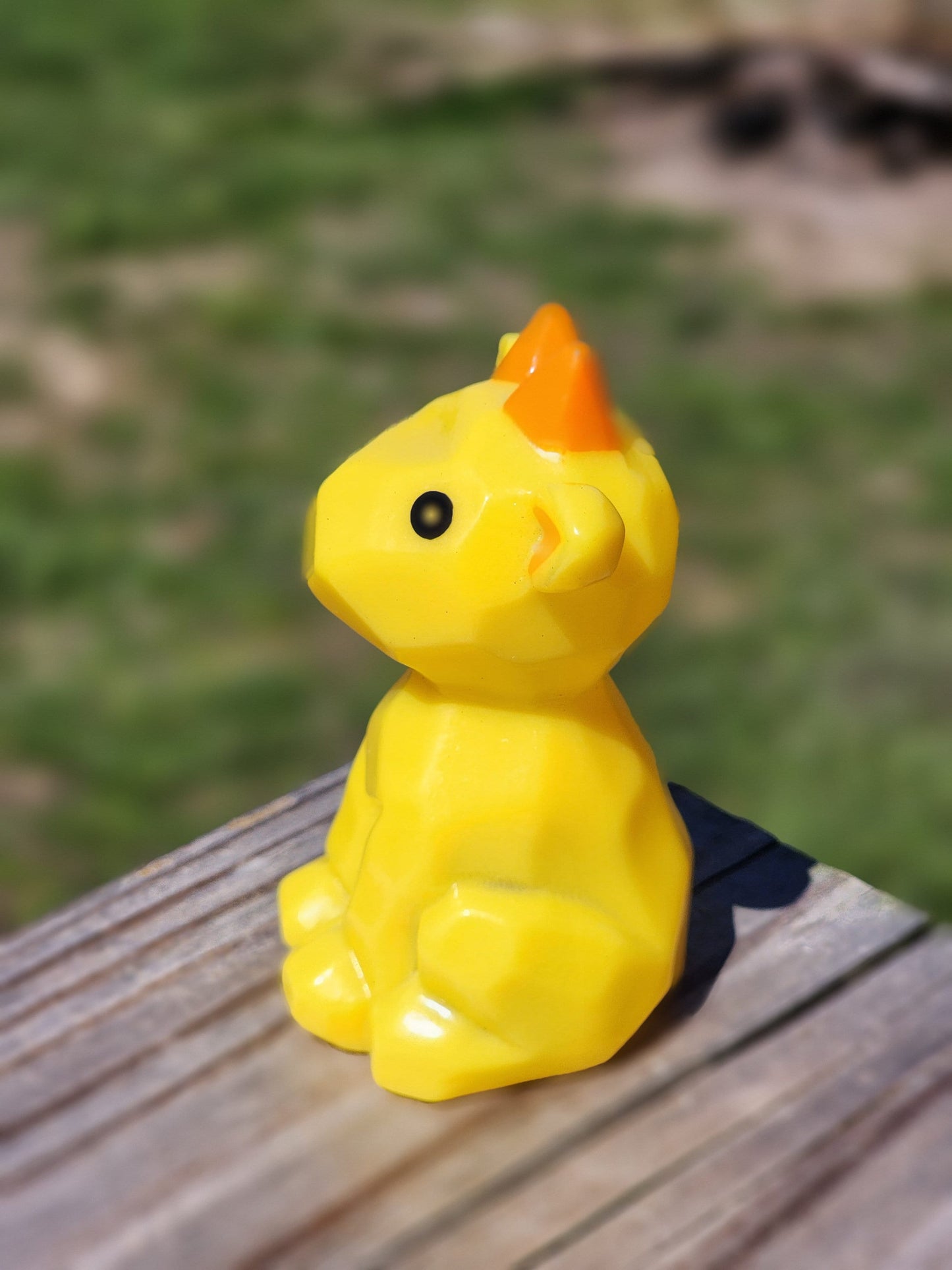 Geometric Giraffe Animal Themed Yellow Rubber Animal Rubber Character Lover Gift for Friend Office Desk Toy - Yellow Orange - Individual