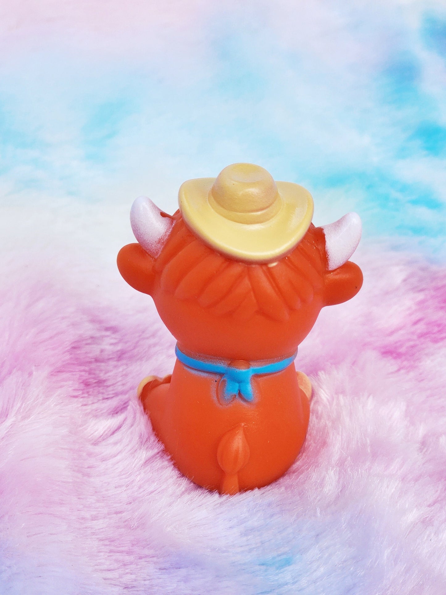 Cowboy Highland Cow | Cute Novelty Gift | Cow Lover | Rubber Animal | Office Desk Toy | Gift for Animal Lover | Individual Item