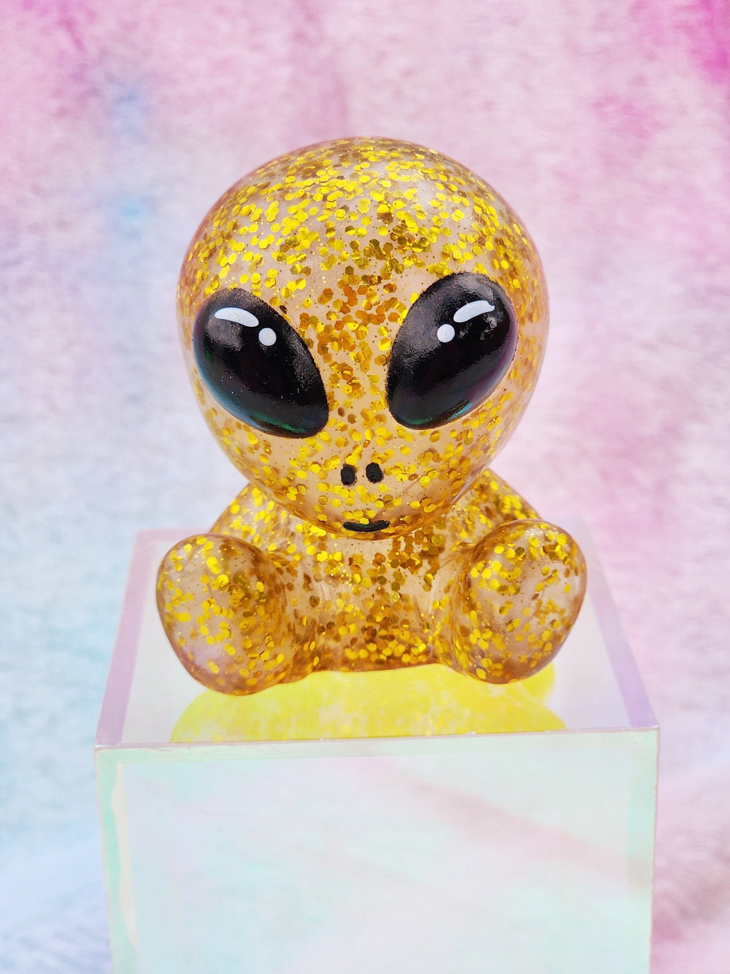 Yellow Glitter Alien | Cute Novelty Gifts | Alien Lover | Office Desk Toy | Extraterrestrial Lover | Gift for Friend | Individual